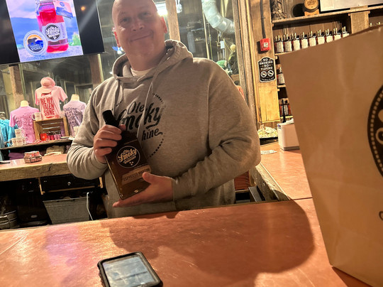 Ole Smoky Whiskey Barrelhouse-盖林柏格必去景点