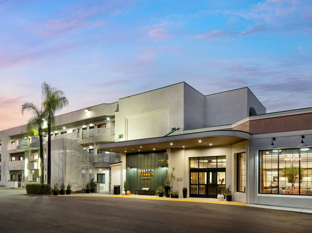 Tiller House, Laguna Hills, A Tribute Portfolio Hotel