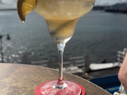 The Galeria Bar-布兰卡滩必去景点