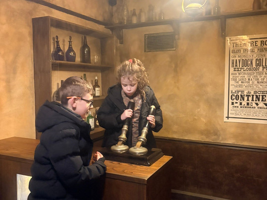 The World of Glass-圣海伦斯必去景点