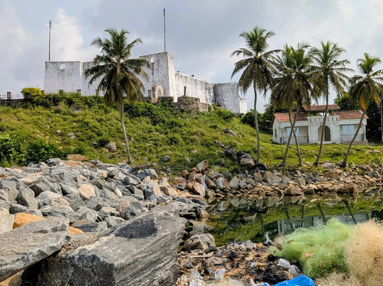 Fort Metal Cross-Dixcove必去景点