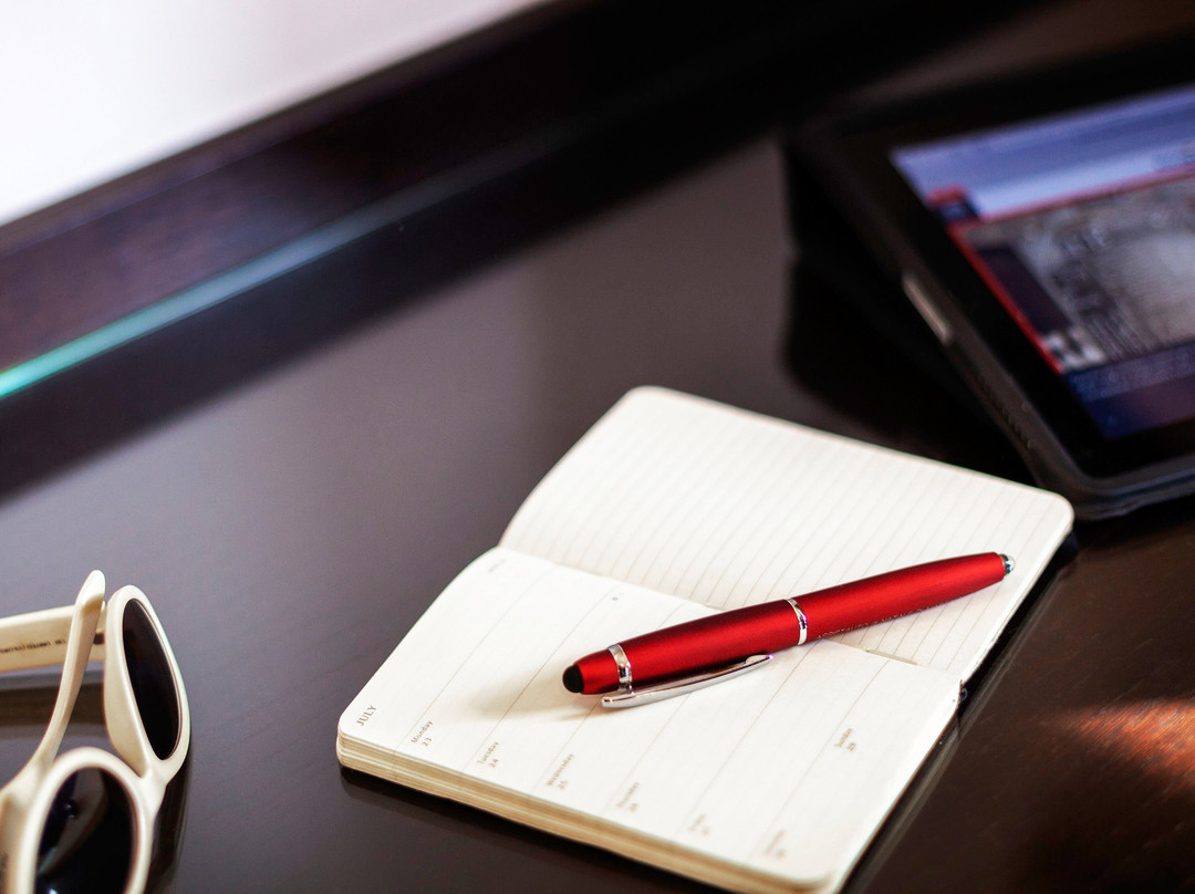 宜必思尚品特拉尼酒店主图