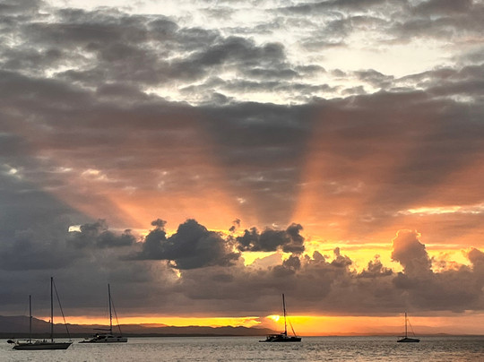 Catamaran Adventures San Blas-埃尔波韦尼尔必去景点