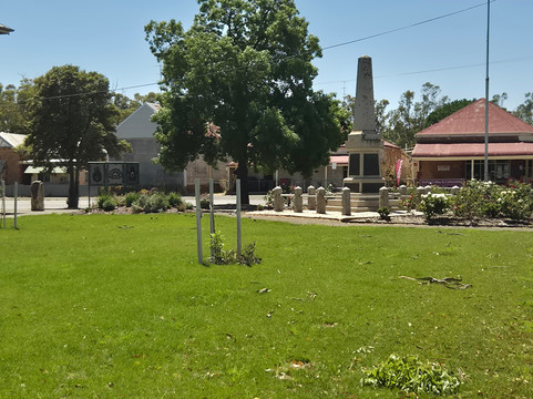 Hallett War Memorial-Hallett必去景点