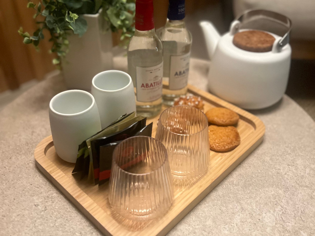 货币艺术和水疗酒店主图