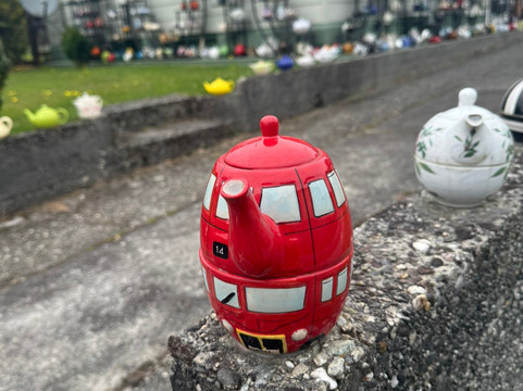 Ross tea pot wall-Ross必去景点