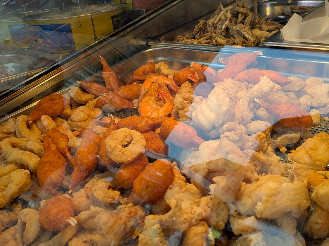 Mercato Della Regina-Racconigi必去景点