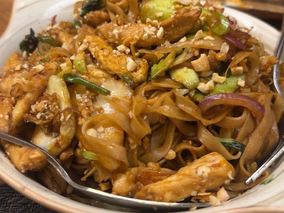 贾朗达尔市中心温德姆华美达酒店主图