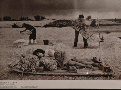 西班牙抽象艺术博物馆-昆卡必去景点