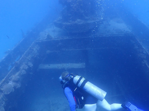 Reefers & Wreckers Dive Shop-Speightstown必去景点