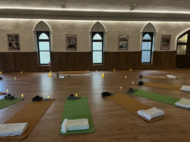 克罗斯巴斯吉城堡-官方