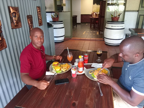 狄戈旅馆酒店主图