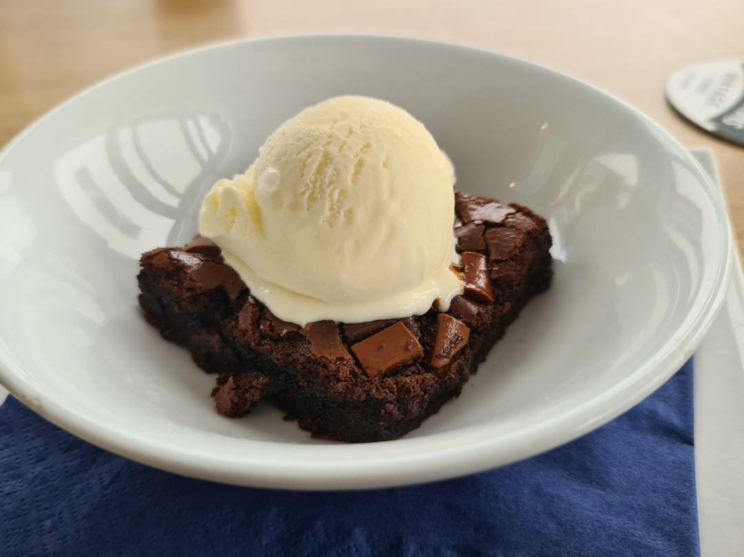 哈罗小屋酒店主图