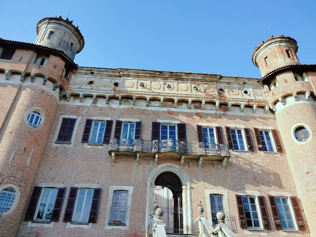 Castello Di Chignolo Po-Chignolo Po必去景点