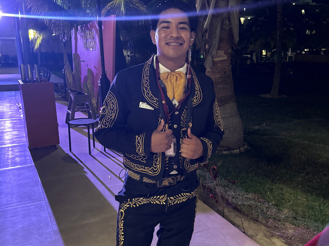 女人海滩壮丽优雅酒店-全包主图