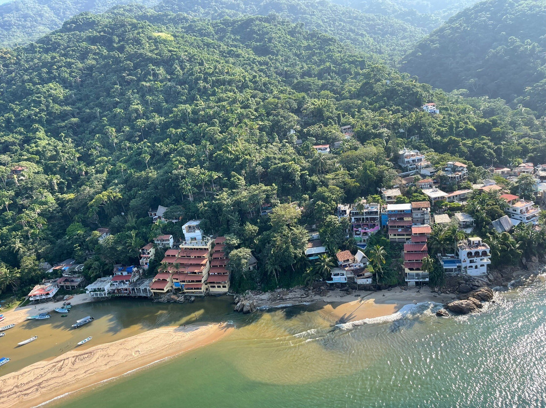 Fly Yelapa Paragliding-Yelapa必去景点