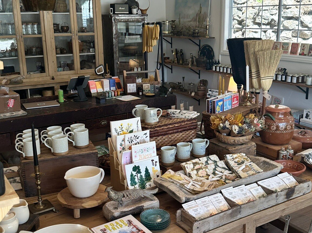 Skyforest Mercantile Home & Gift Store-Skyforest必去景点