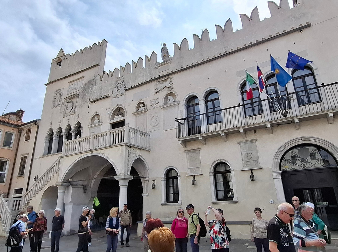 Piazza Tito-科佩尔必去景点