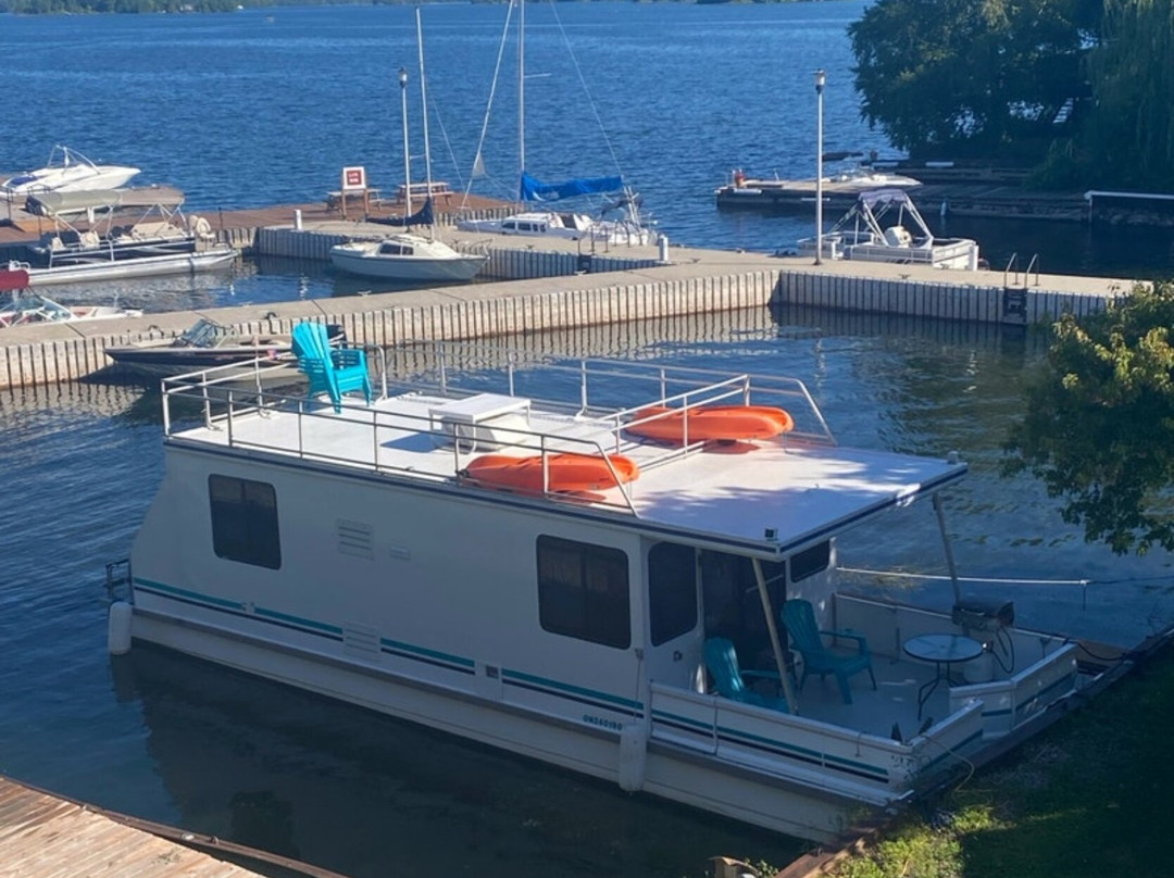 Big Rideau Lake Boat Rentals-Portland必去景点
