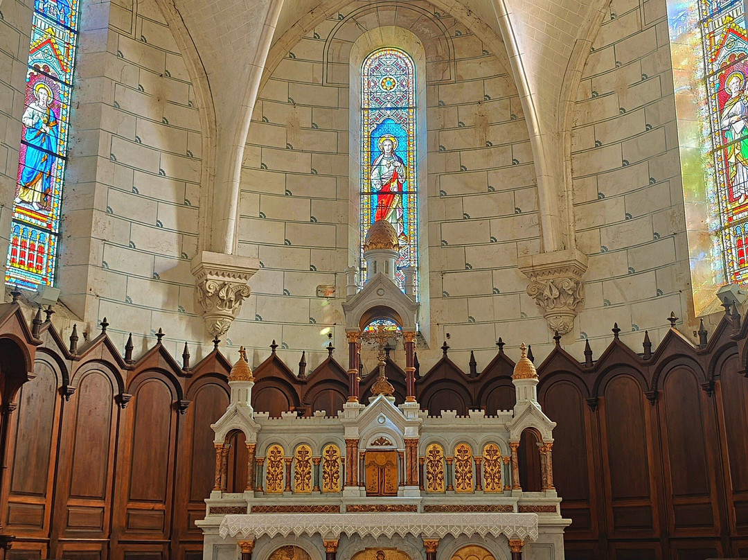Eglise Saint Martin de Tours-Le Gue-de-Velluire必去景点