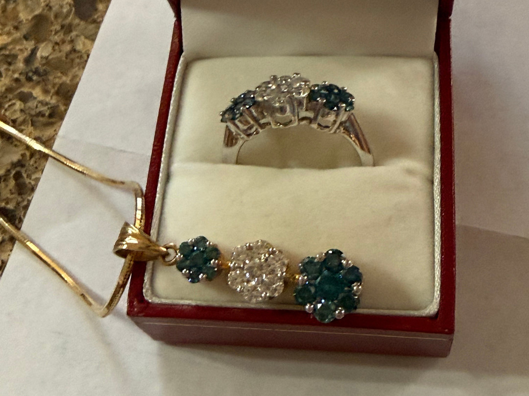 Kay's Fine Jewelry-菲利普斯堡必去景点