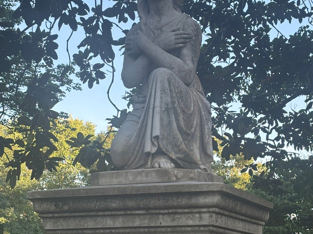 Maple Hill Cemetery-亨茨维尔必去景点