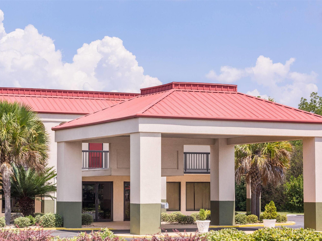 Montrose酒店住宿-Days Inn by Wyndham Dublin GA