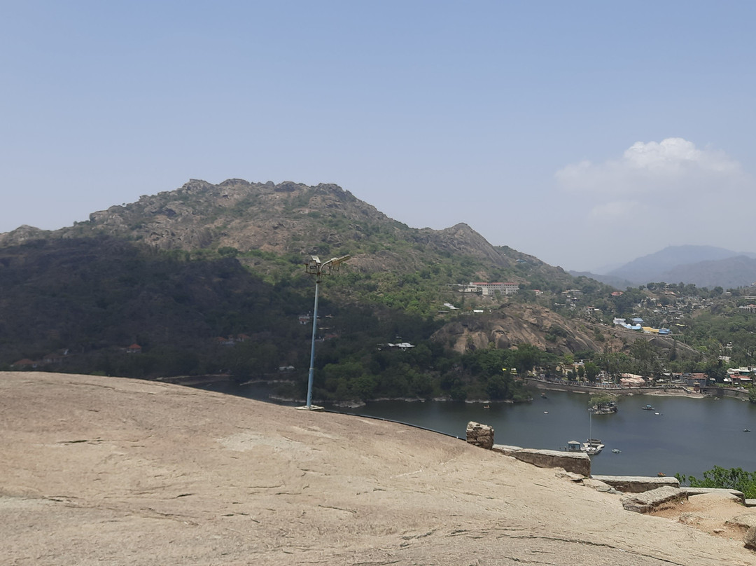 Toad Rock Mount Abu Rajesthan-阿布山必去景点