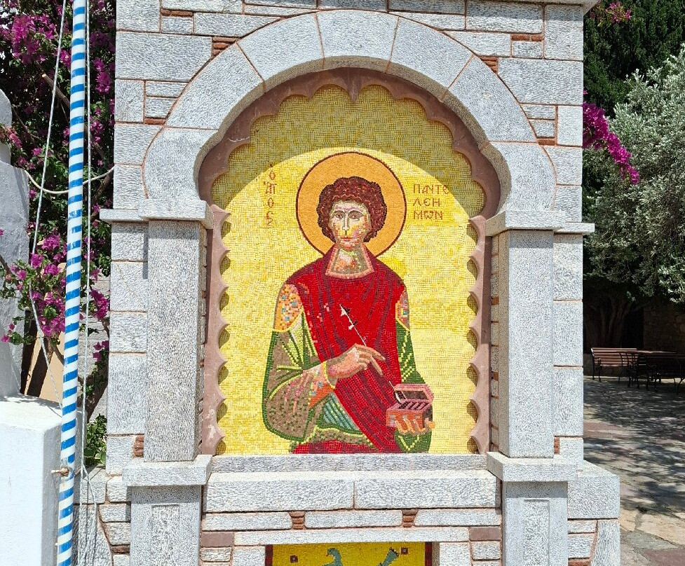 Church of St. Panteleimon-Siana必去景点