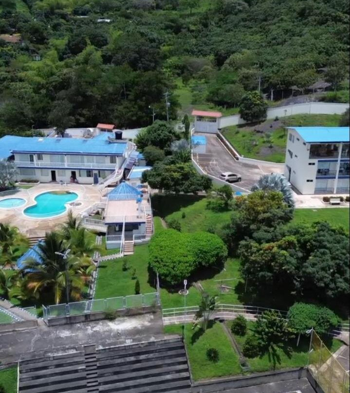Hotel Cabaleon