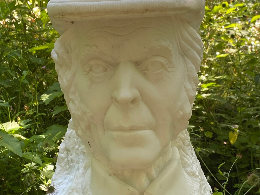 Cotswold Sculpture Park-Somerford Keynes必去景点