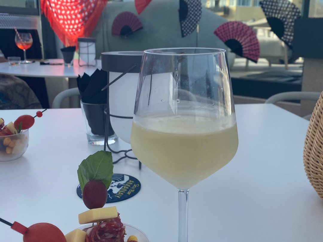 拉布兰达广场里维容酒店主图