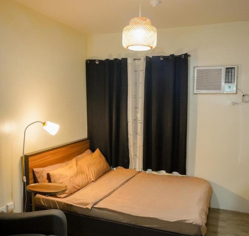Pause Point - Standford 3 Suites