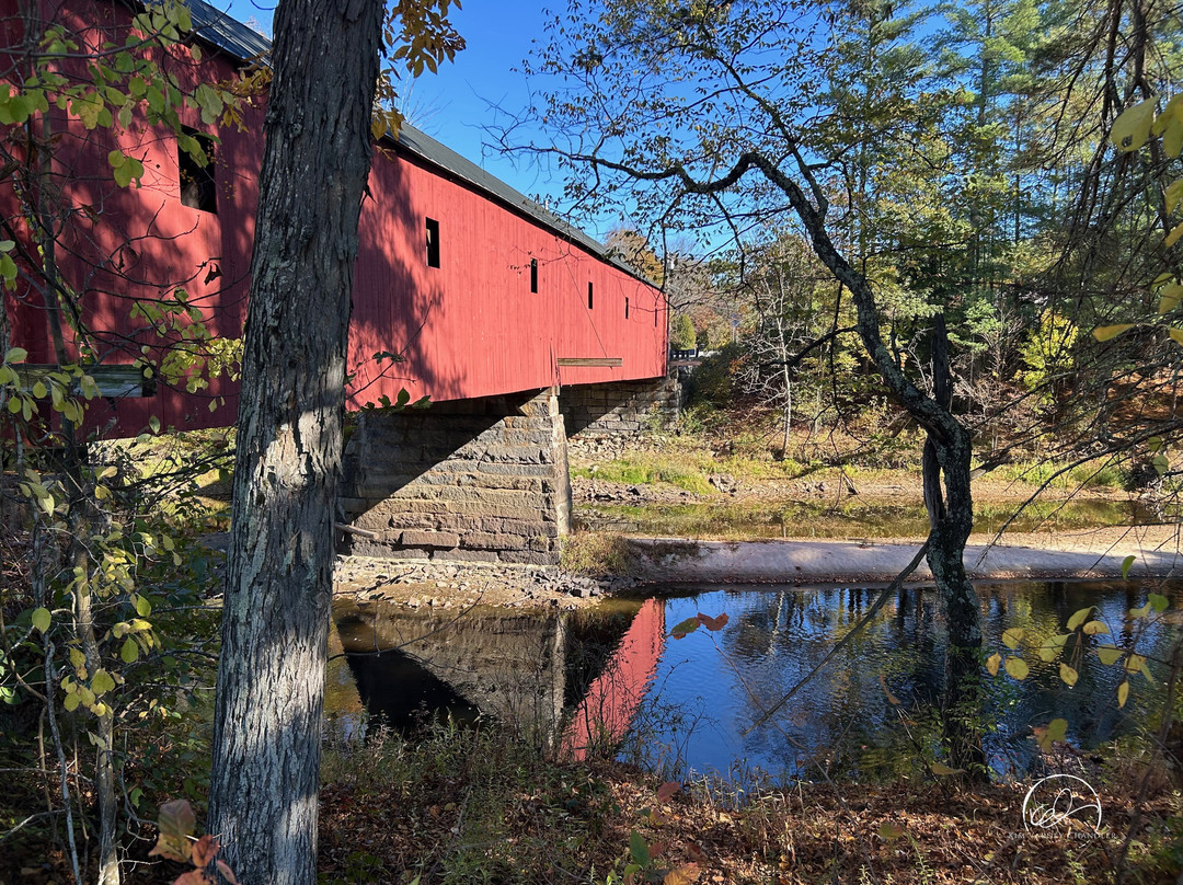 Sawyers Crossing Bridge-Swanzey必去景点