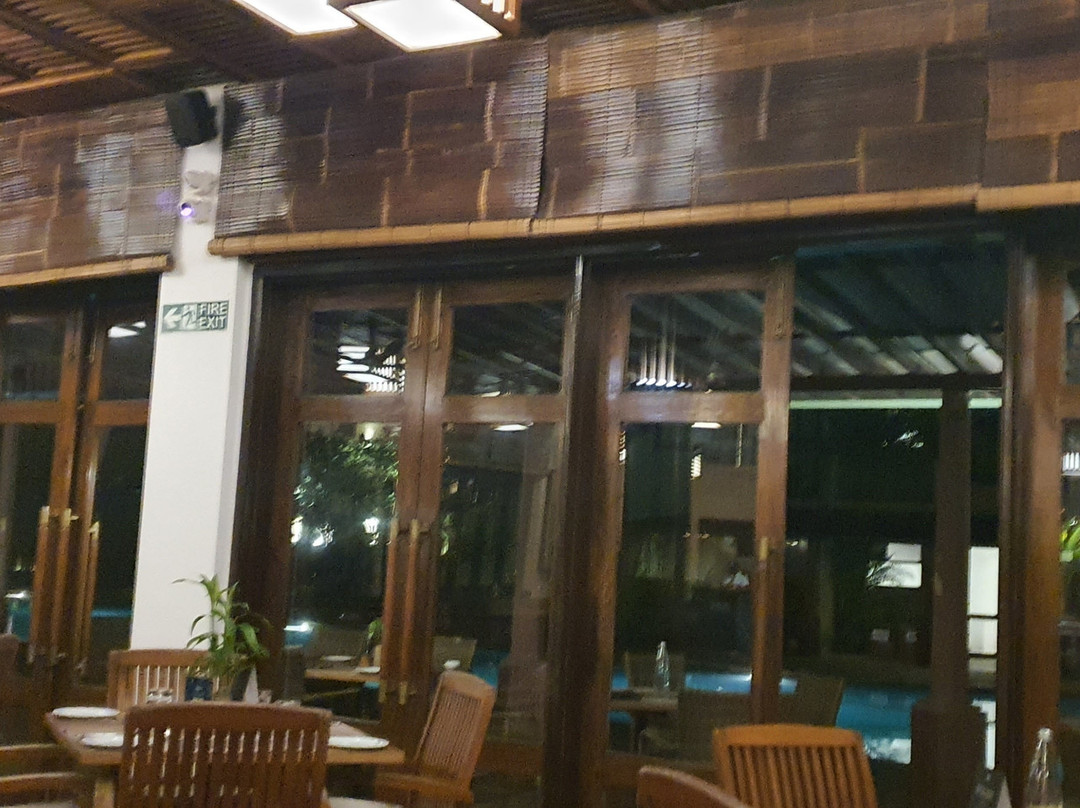 贝莱萨海滨酒店主图