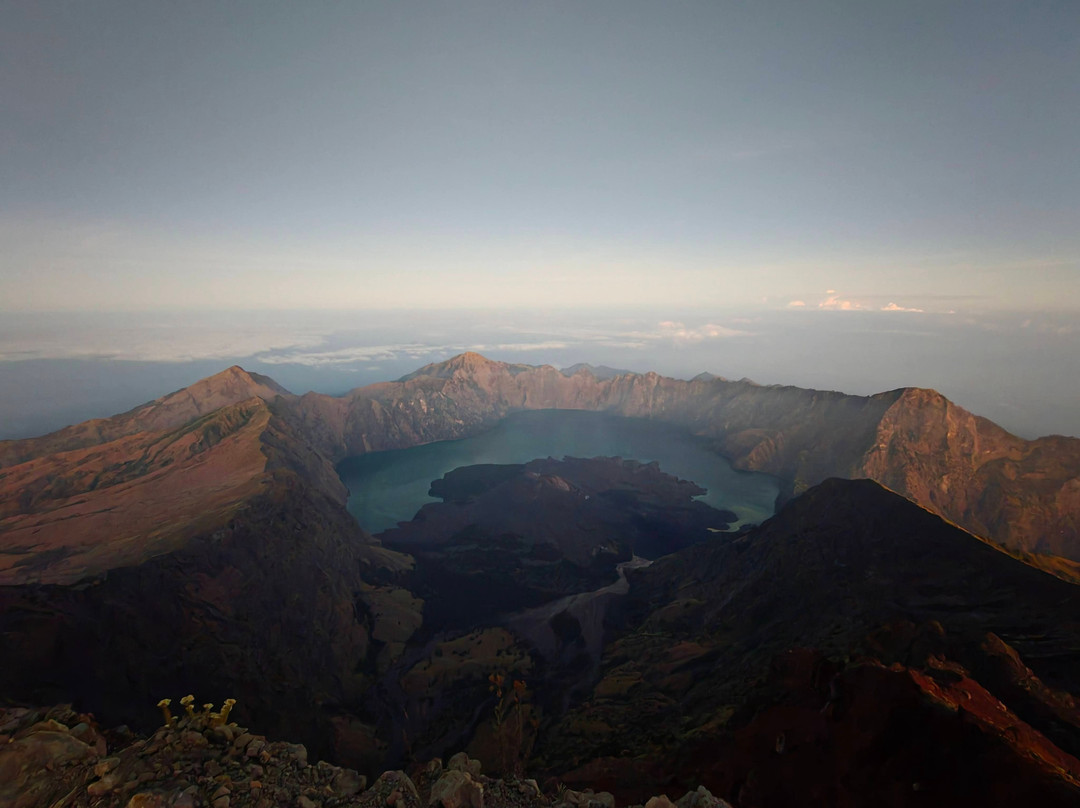 Harry Rinjani Trekking