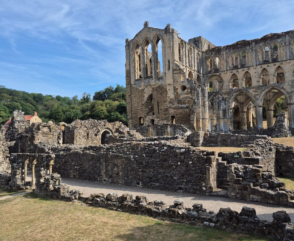 Rievaulx Abbey-赫尔姆斯利必去景点