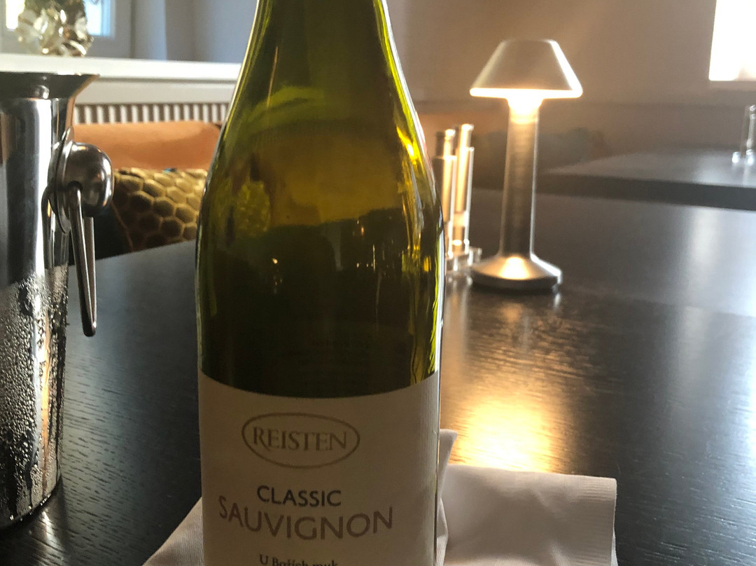 爱国者美食酒店别墅主图