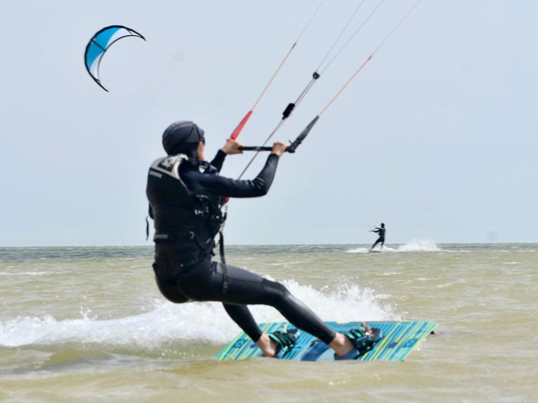 Zakiteboarding-达赫拉必去景点