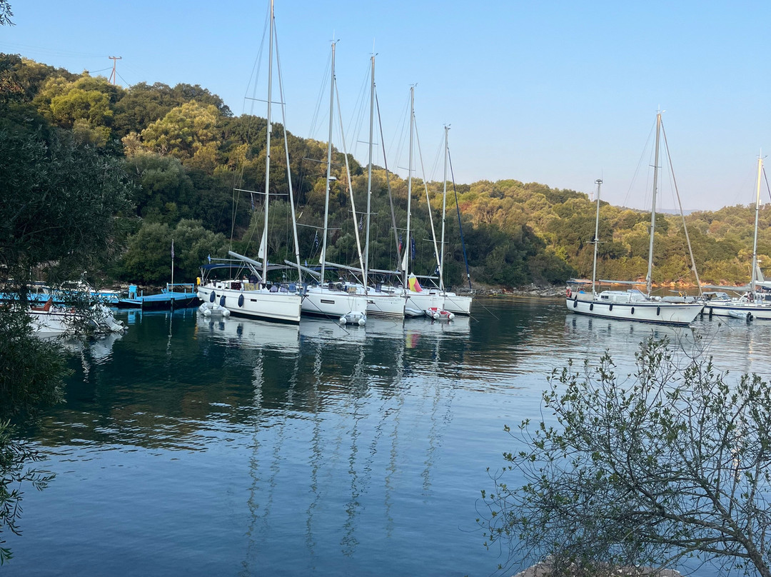 Nisos Yacht Charter-Nidri必去景点