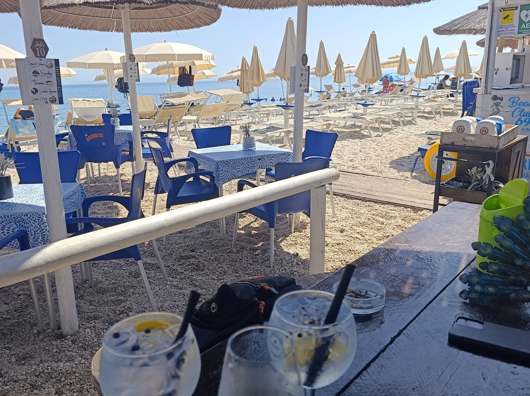 Beach Club 69-斯廷蒂诺必去景点