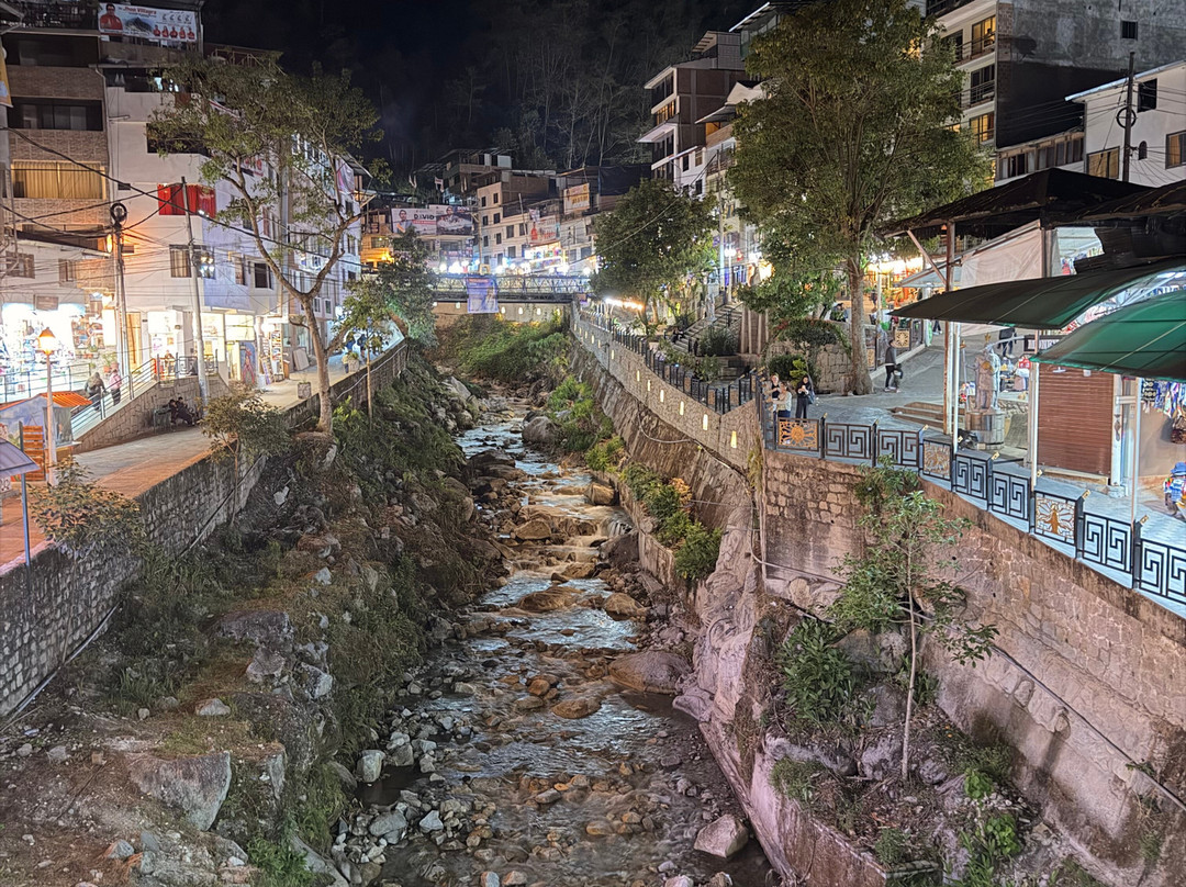 Puente Sinchi Roca-温泉镇必去景点