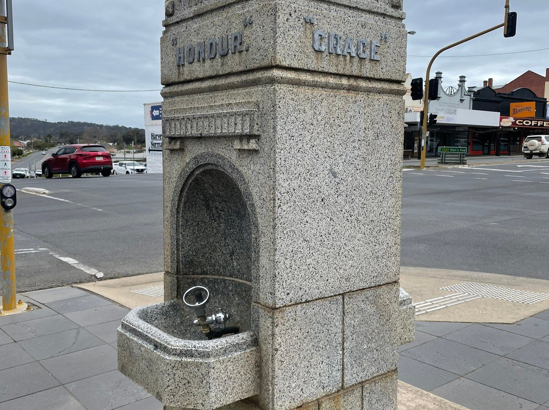 King George V Fountain-亚拉拉特山必去景点