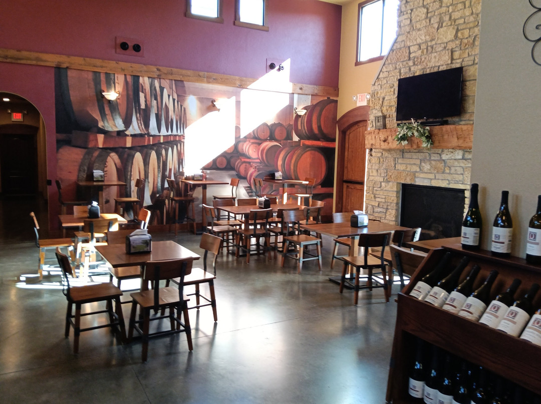 Dc Estate Winery-South Beloit必去景点
