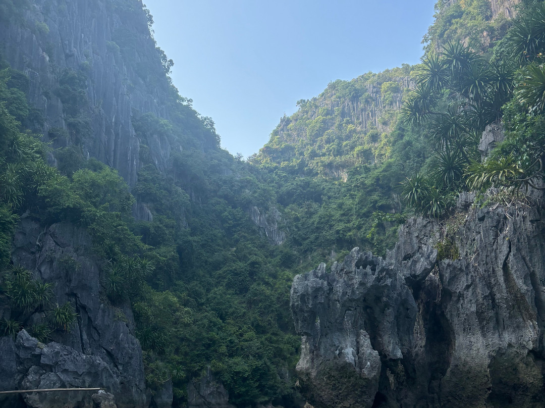 Cat Ba Ocean Cruises-广宁省必去景点
