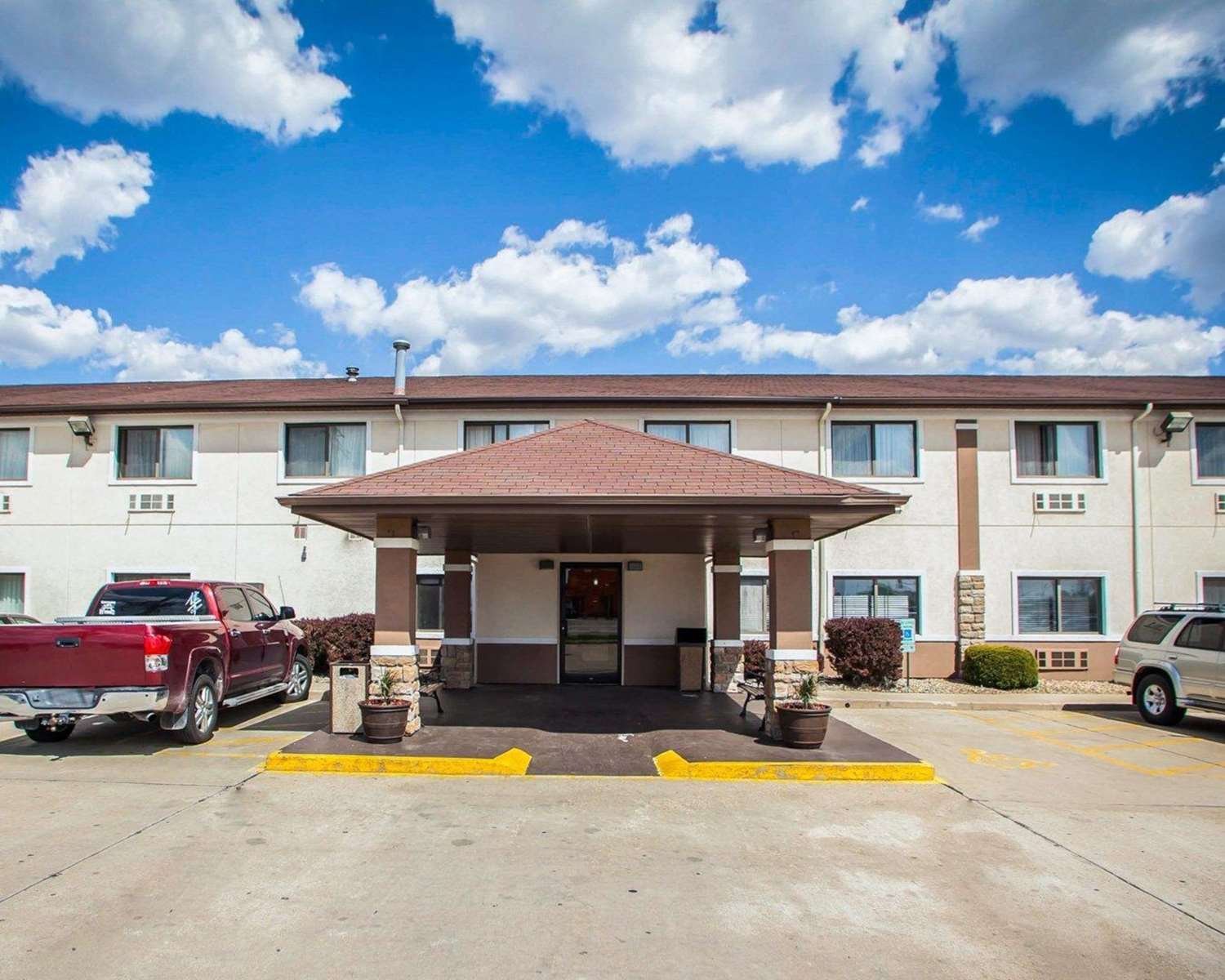 Quality Inn Near I-72 And Hwy 51-官方