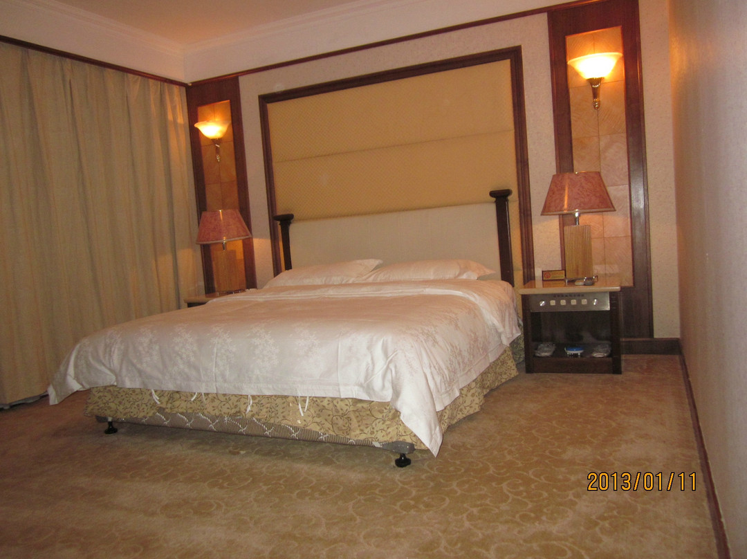 滇中明珠假日酒店