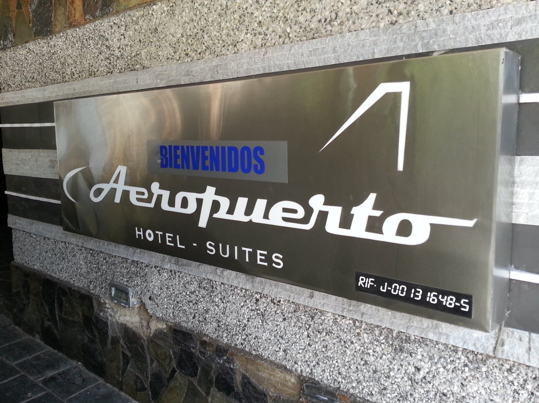Hotel Aeropuerto Suites