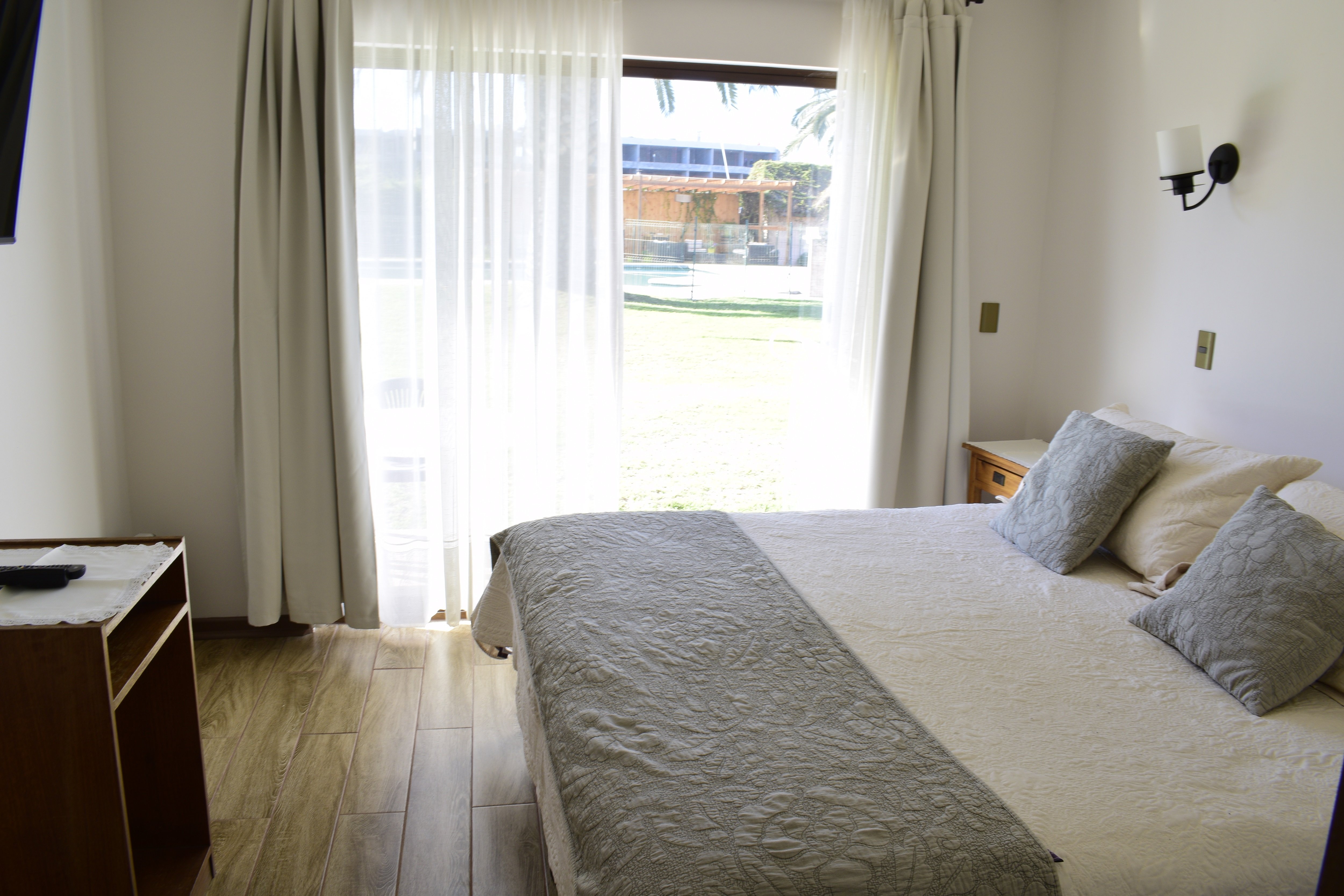 Aparthotel Y Cabañas Vegasur-官方