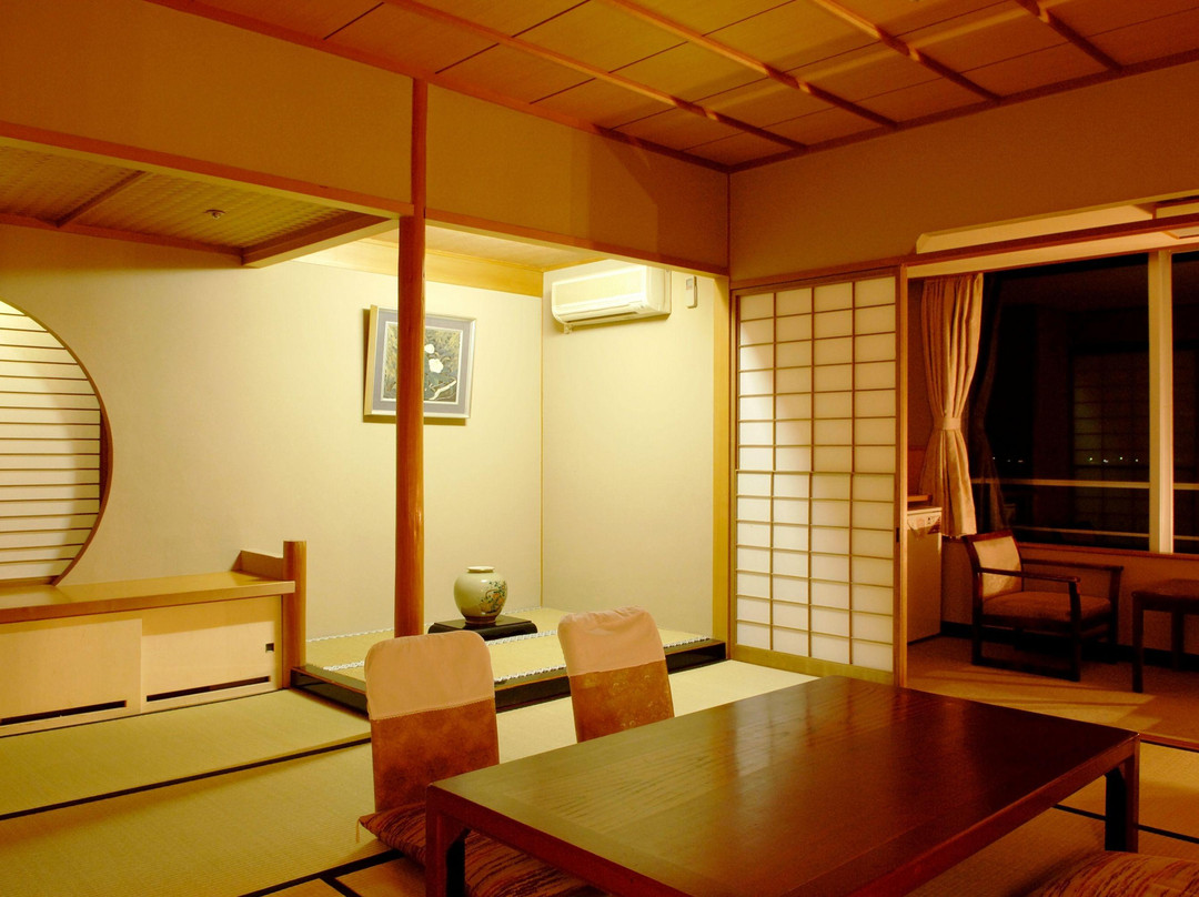 Kaga Kanko Hotel